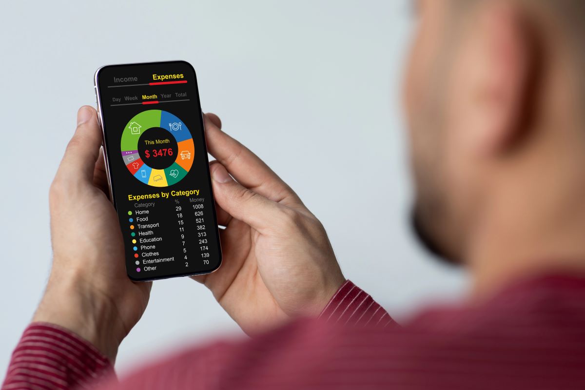 how to keep track of money