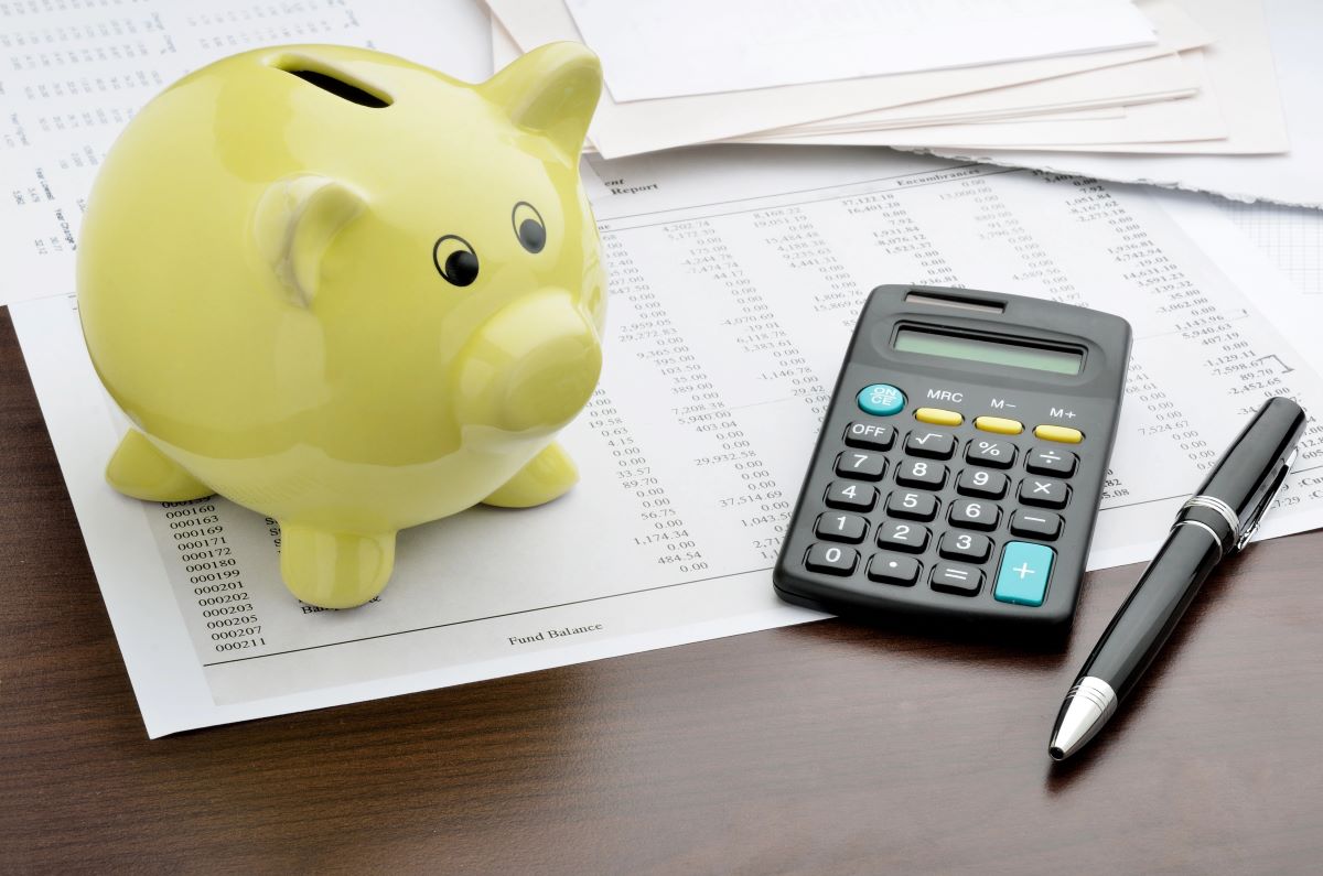 how to save 10k in a year