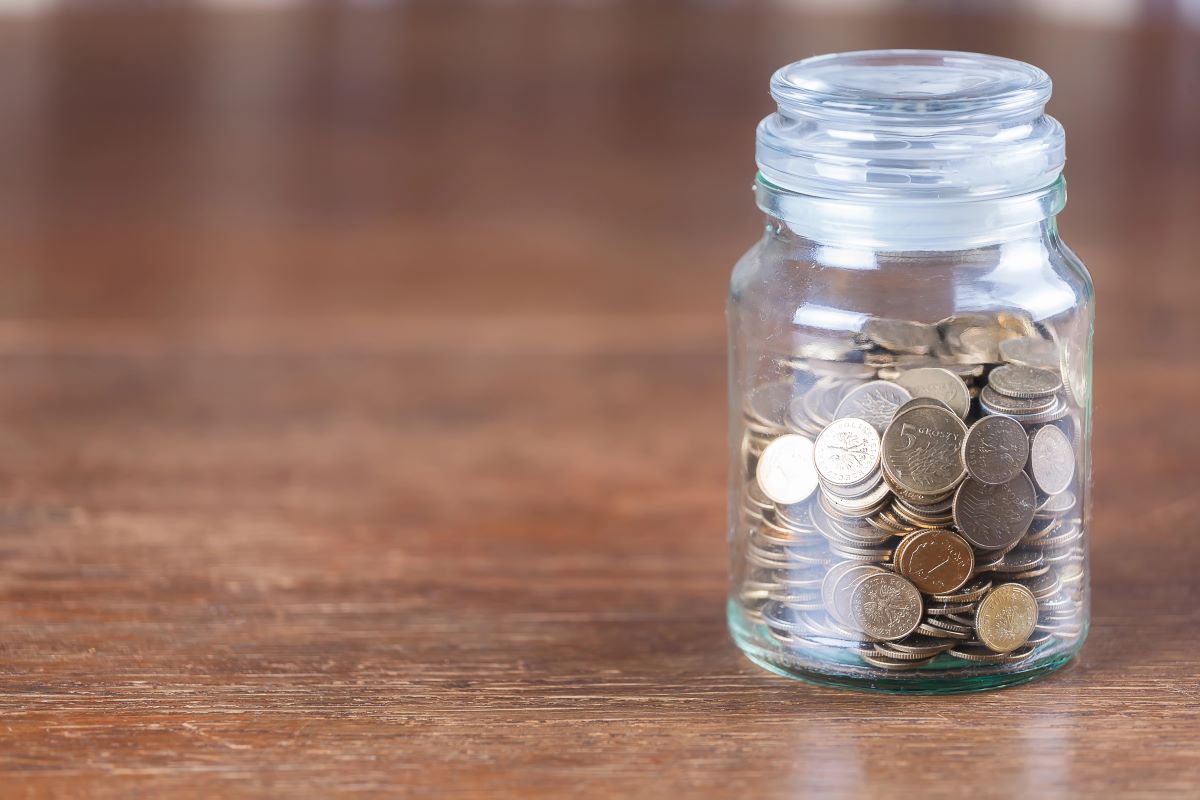 how to keep track of money