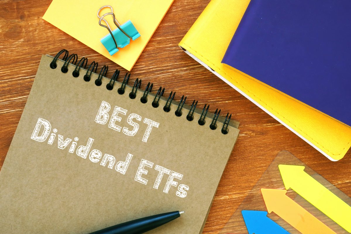 how to live off dividends