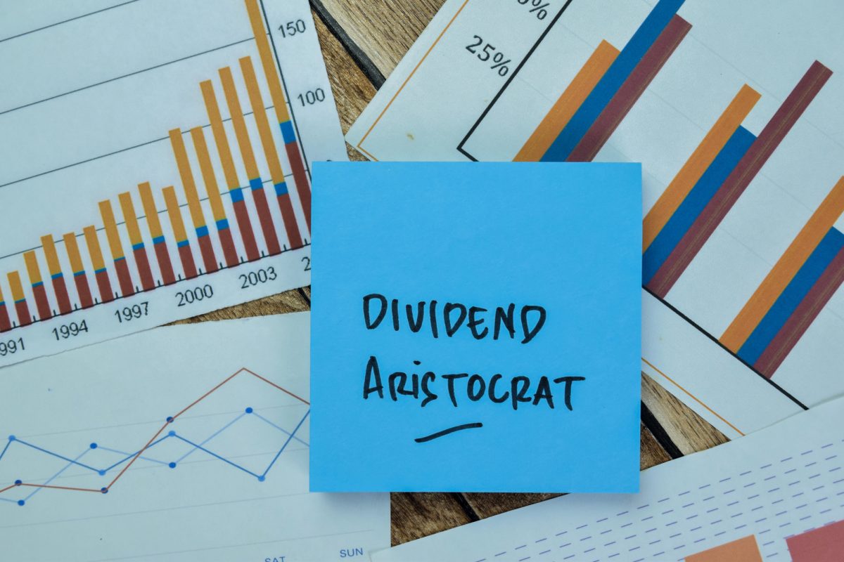 how to live off dividends