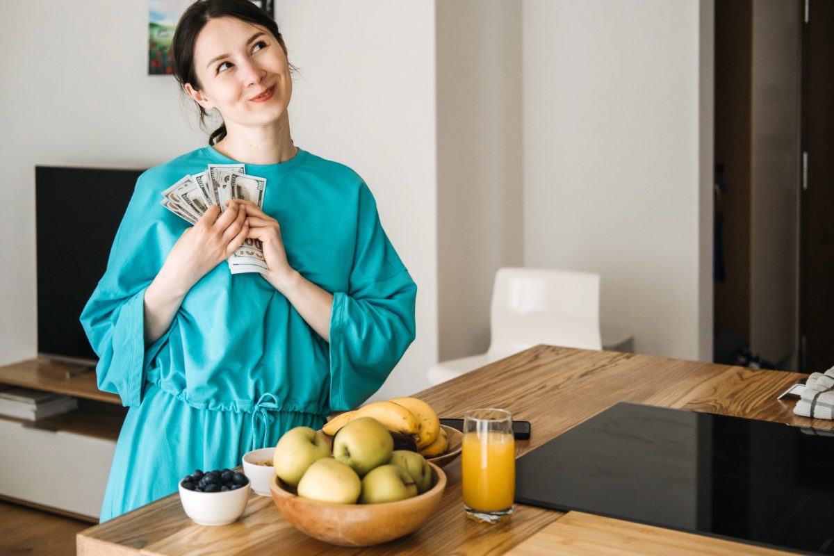 how to attract wealth